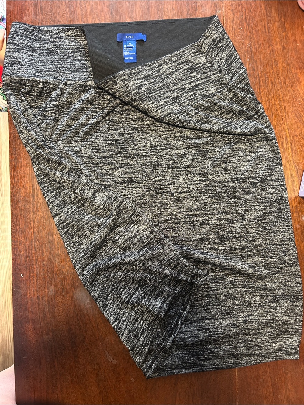 Apt. 9 Black & Gray Space-Dye Pencil Skirt